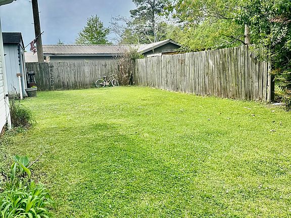 4th image of 42 Oak Street