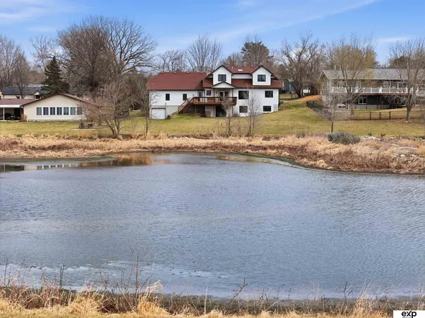 719 Lakeview Dr, Eagle, NE 68347