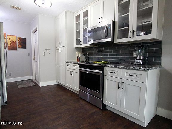 2nd image of 1800 PARK Avenue #342