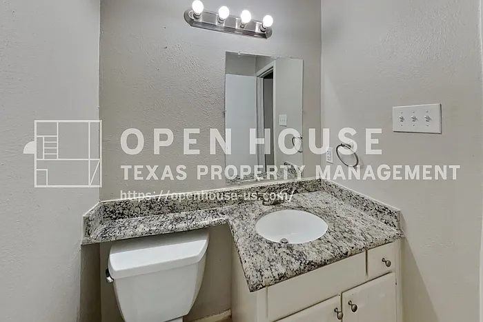 4208 Selina Ct — Photo 9