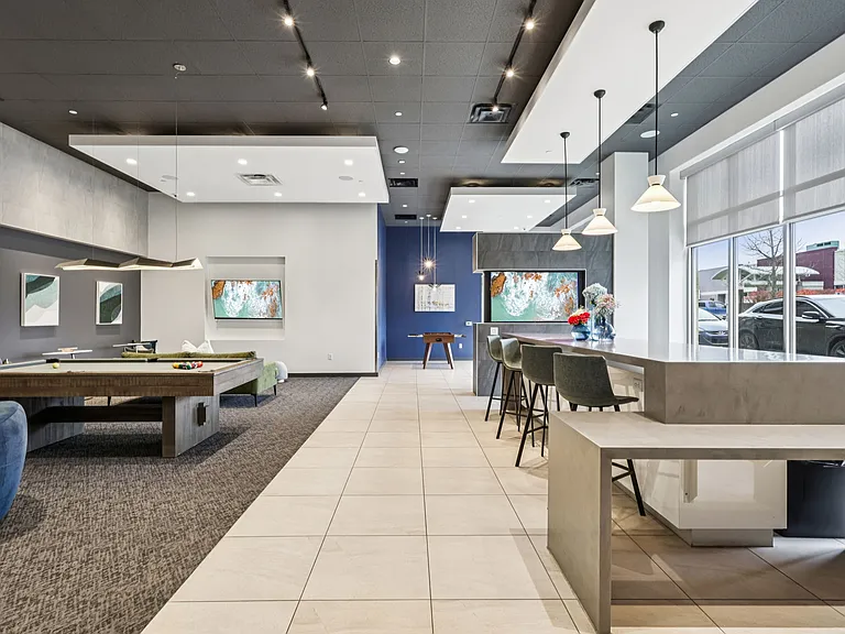 Coda on Centre — Photo 20