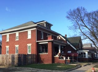 316 W 8th St, Beardstown, IL 62618