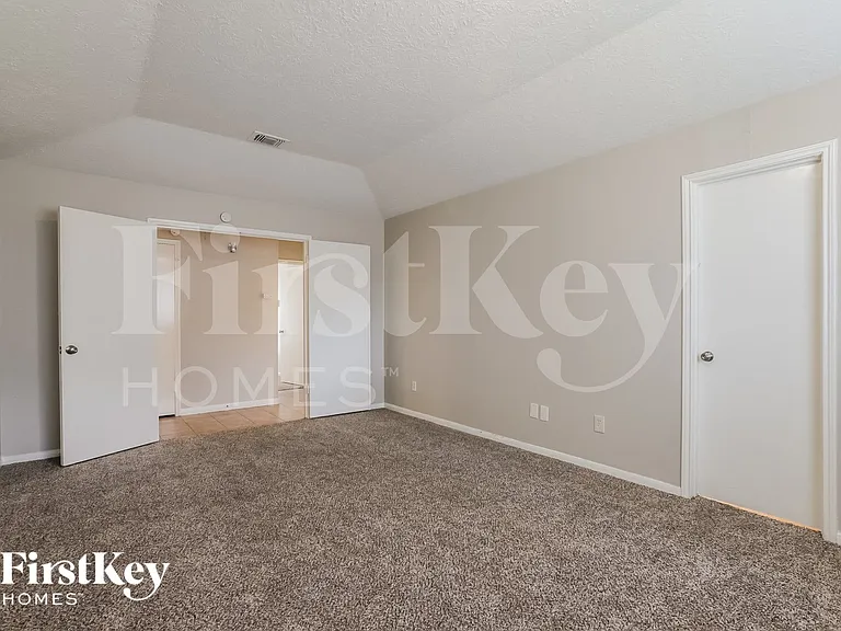 4118 Algernon Dr — Photo 8