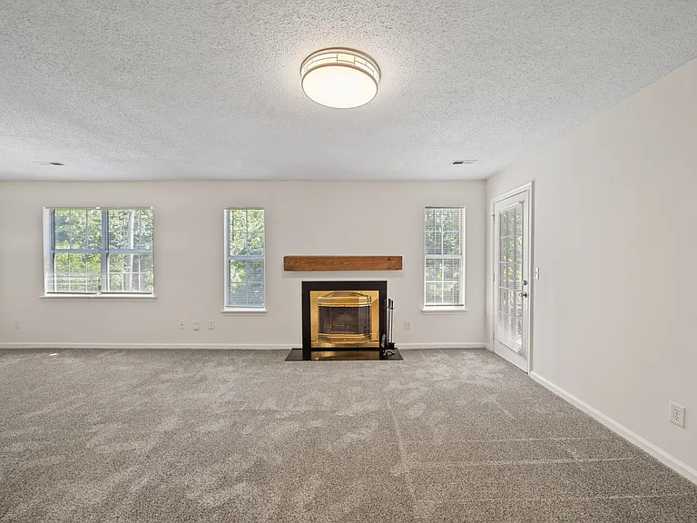 4228 Edith Ln #H — Photo 13