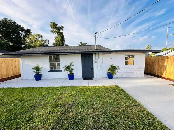 820 E 126th Ave, Tampa, FL 33612