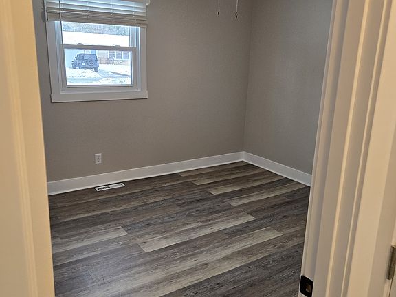 5th image of 807 S 15th St #807