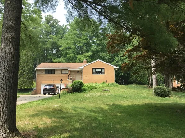 6725 Wallings Rd, Brecksville, OH 44141