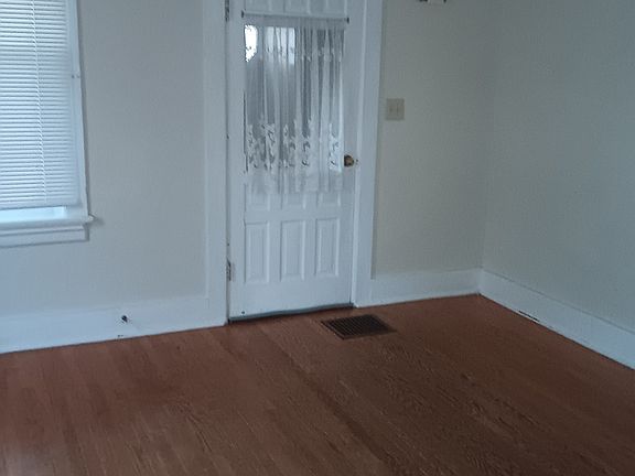 4th image of 582 Rogers St #304-E-&