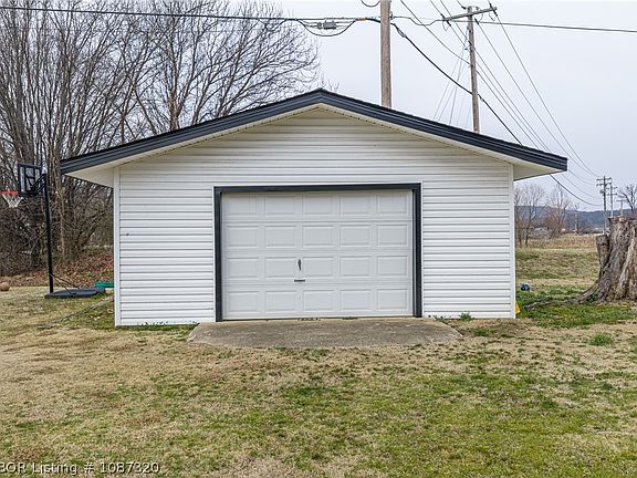 5th image of 2438 Dora Rd