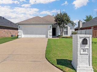 16 Dauphine Pl, Maumelle, AR 72113