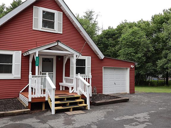 3rd image of 117 Chippewa Trl