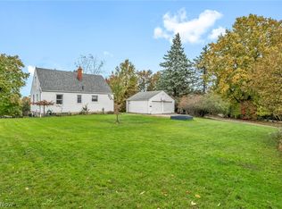 3835 Hillside Rd, Seven Hills, OH 44131