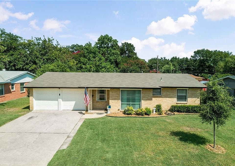1st image of 13626 Pyramid Dr