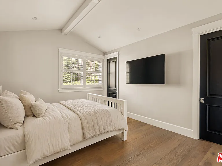 4226 Lemp Ave — Photo 21