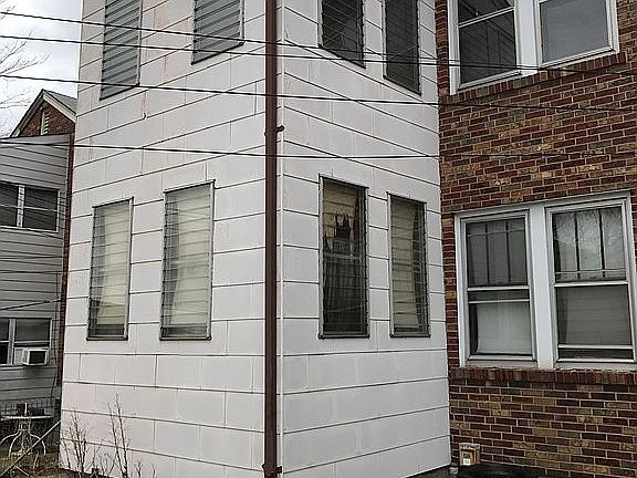 3rd image of 5061 Oleatha Ave