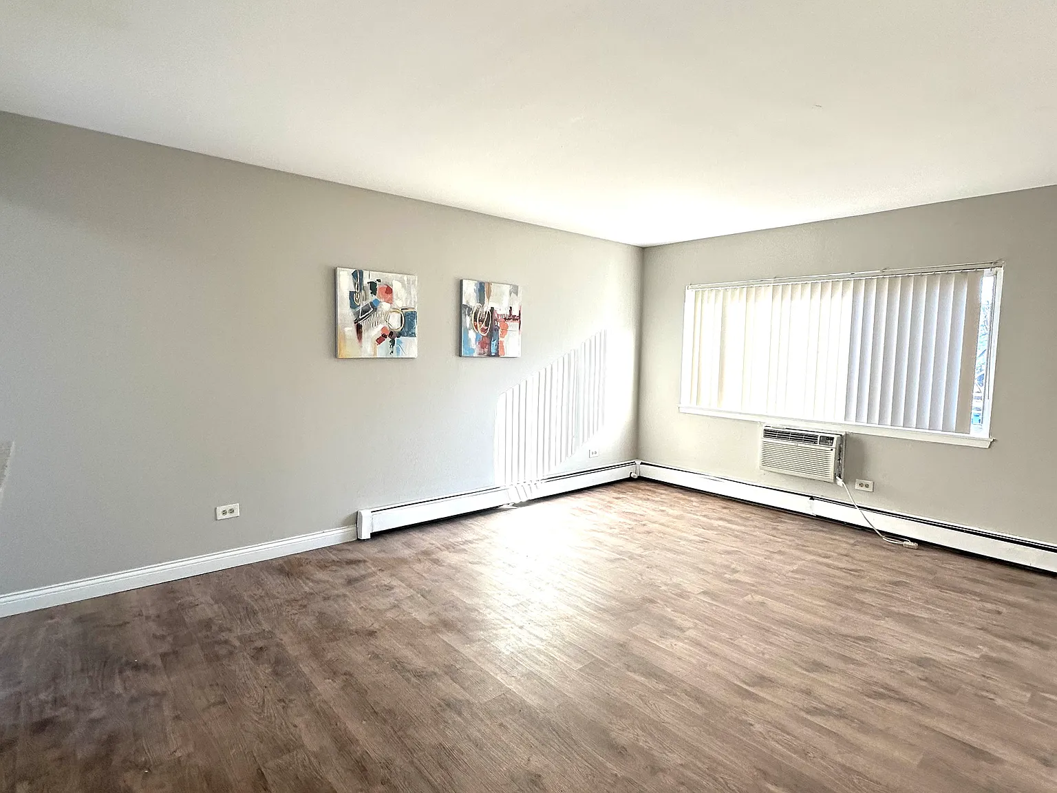 390 Inland Dr — Photo 3