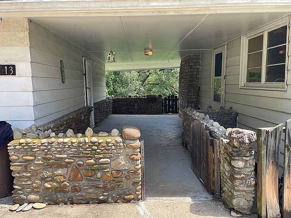 Breezeway- main entrance 