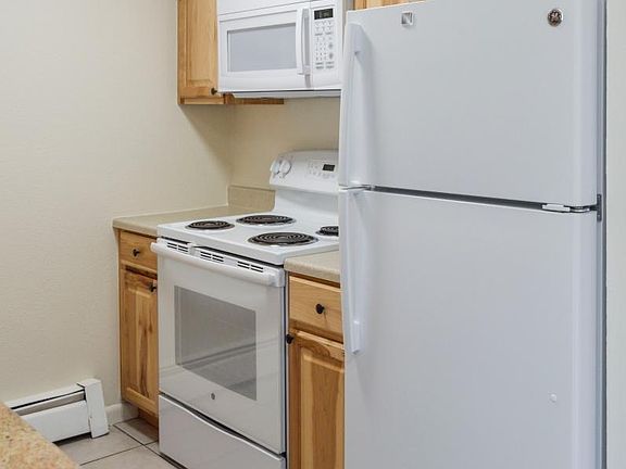 5th image of 1200 College Ave APT 111