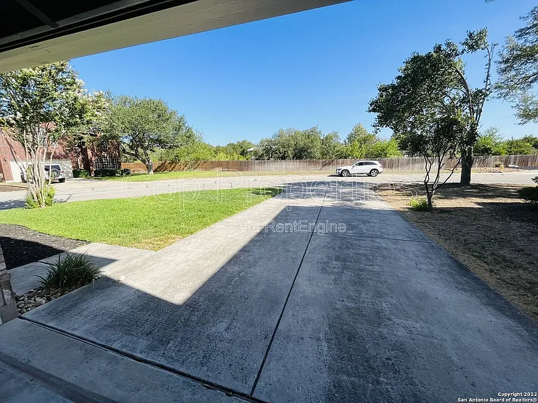 22622 Madison Park — Photo 25