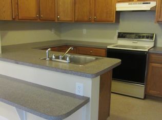 40 Sullivan St #202, Biddeford, ME 04005