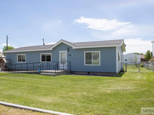 430 Gardner Dr, Blackfoot, ID 83221