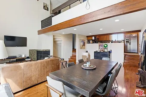 12438 Short Ave #3 — Photo 4
