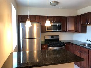 3921 Glen Hunt Rd, Baltimore, MD 21229