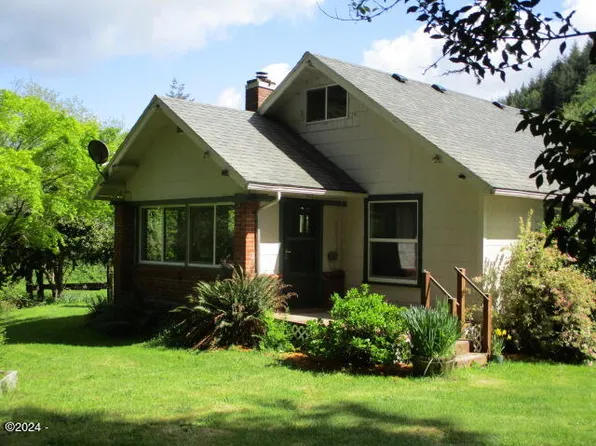 1324 Crystal Creek Loop, Toledo, OR 97391