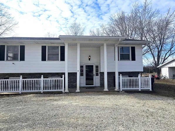 901 Elaine Dr, Fulton, MO 65251