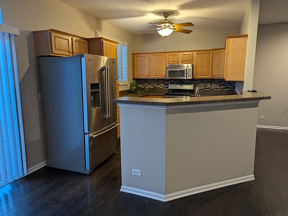 3rd image of 2852 N Greenwood Ave