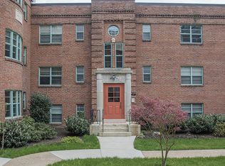 1217 N Courthouse Rd APT 102, Arlington, VA 22201