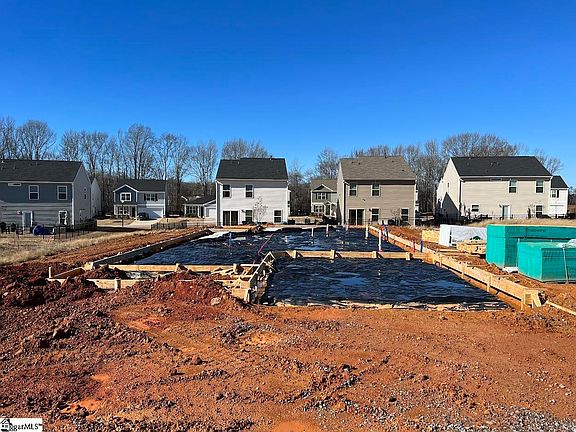 3rd image of 325 Whittier St Lot 409