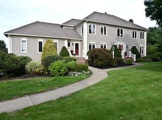 6 Shadow Ln, Andover, MA 01810