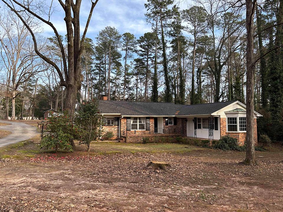 1st image of 913 Spring Street