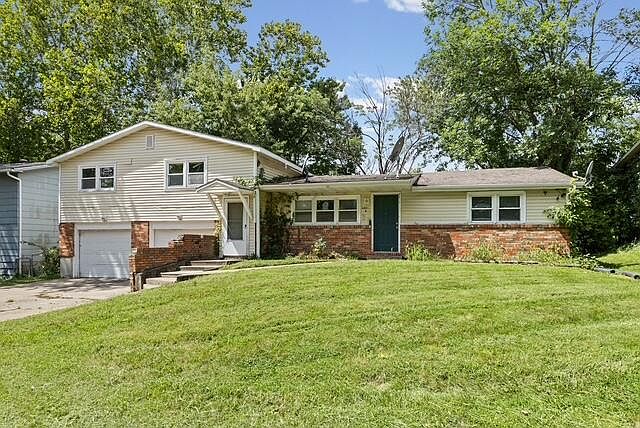 1st image of 6001 N Teresa Dr #A & B