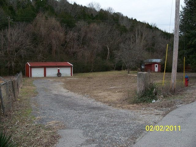 1st image of 311 W Gipson Ave