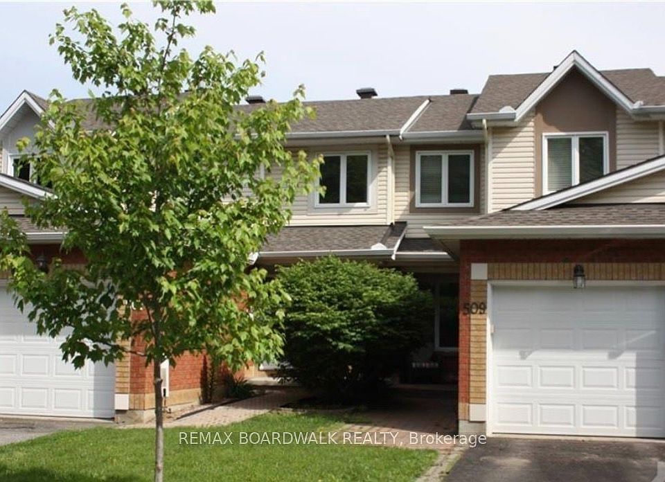 1st image of 509 Lawler Cres