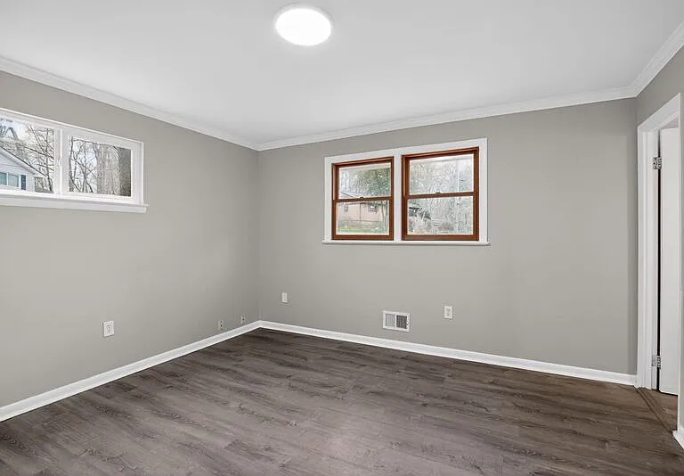 8512 Rose Marie Dr — Photo 10