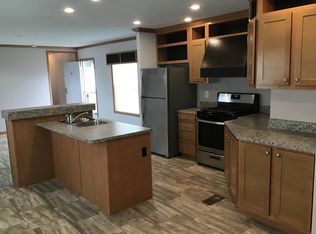 1224 Peach St #643, Elkhart, IN 46514