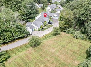 12 Mountain Village Rd, Windham, NH 03087