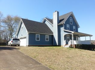 7300 Flagstone Dr, Ooltewah, TN 37363