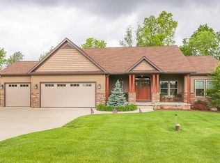 1957 Sharon Copley Rd, Medina, OH 44256