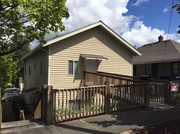 313/315 Gladstone St, 313 Gladstone St #313, Bellingham, WA 98225