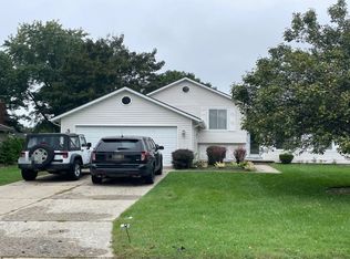 3064 Cedar Key Dr, Lake Orion, MI 48360