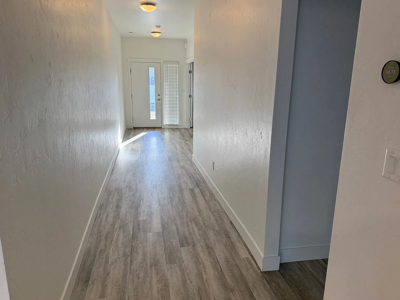 3 bed, 2.0 bath, 1782 sqft, $2,700 — Photo 2