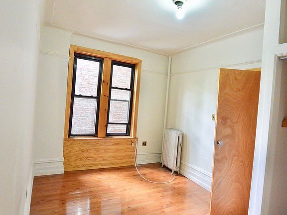 2nd image of 40 Wyckoff St APT 8