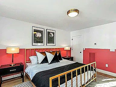 3rd image of 110 Duke St #28