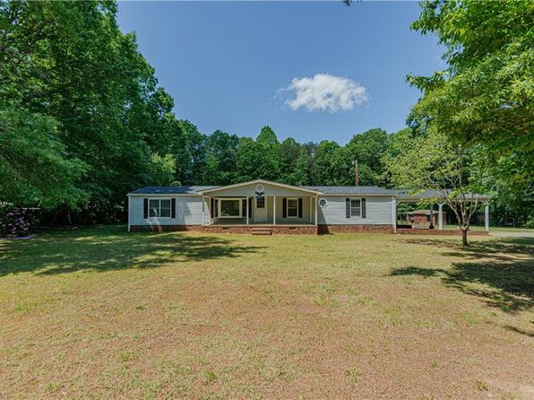 2676 Judy Ln, Burlington, NC 27217