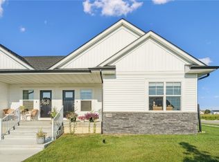 2488 Bluegrass St, Marion, IA 52302