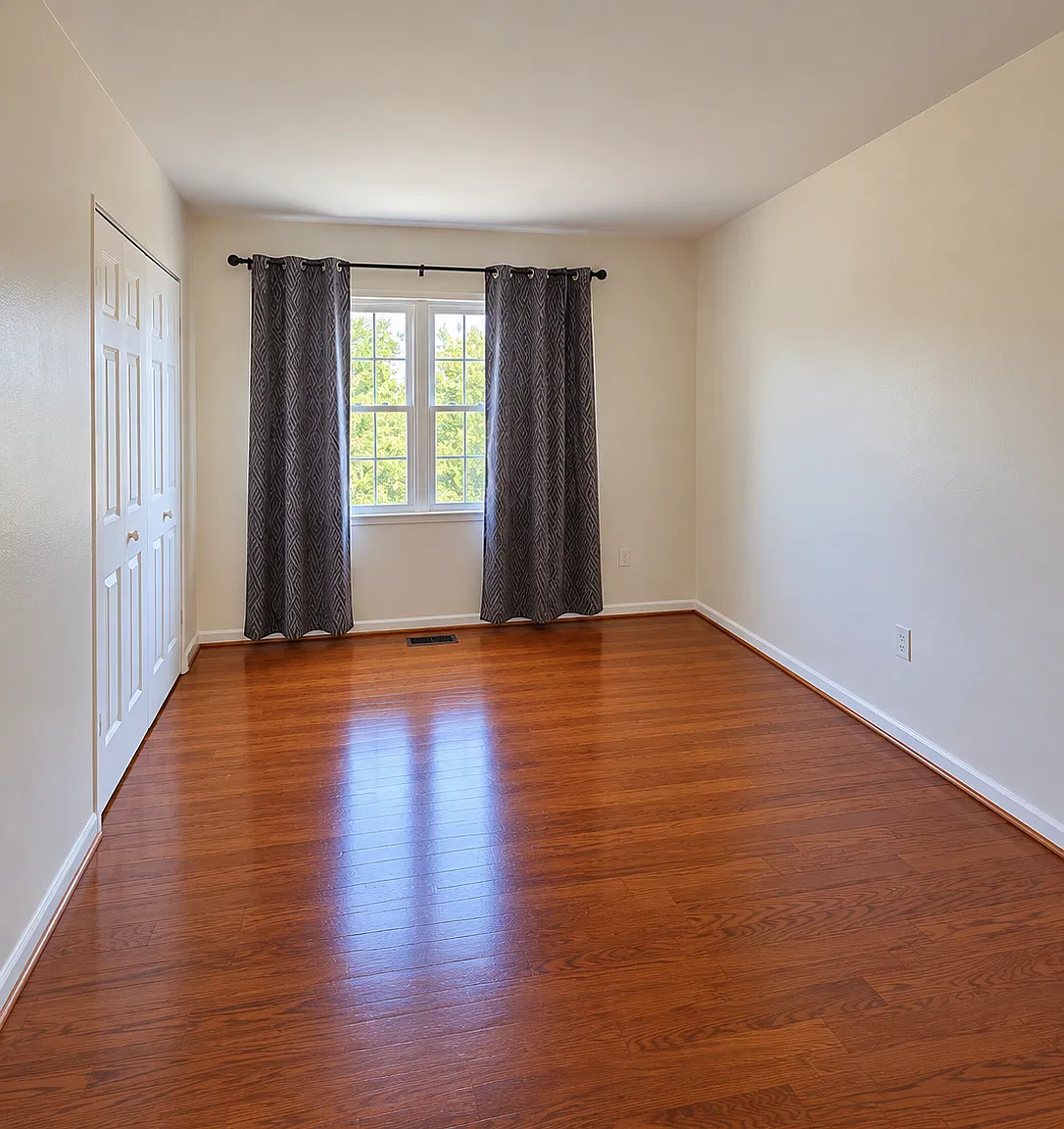 3 bed, 1.5 bath, 1343 sqft, $2,500 — Photo 3